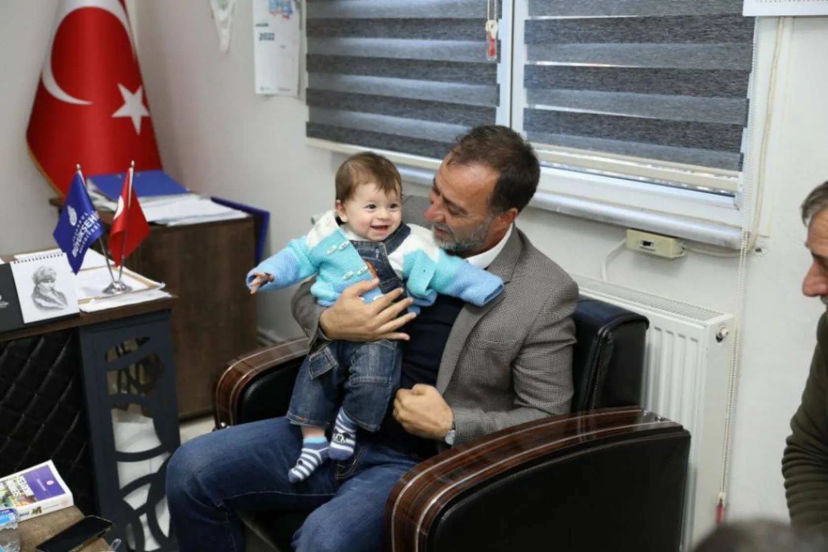 Tohumluk arpa dağıtımı devam ediyor