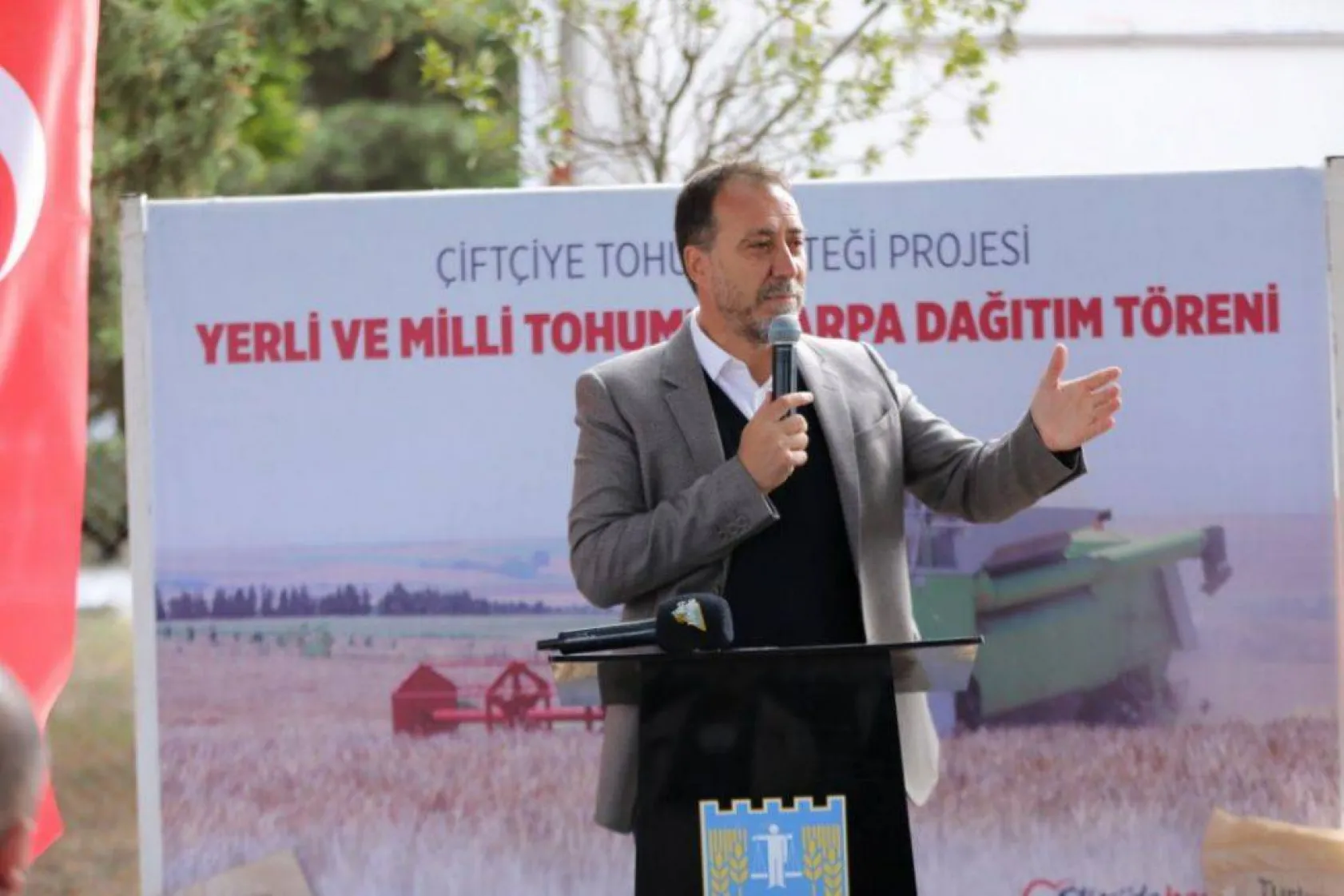 Tohumluk arpa dağıtımı devam ediyor