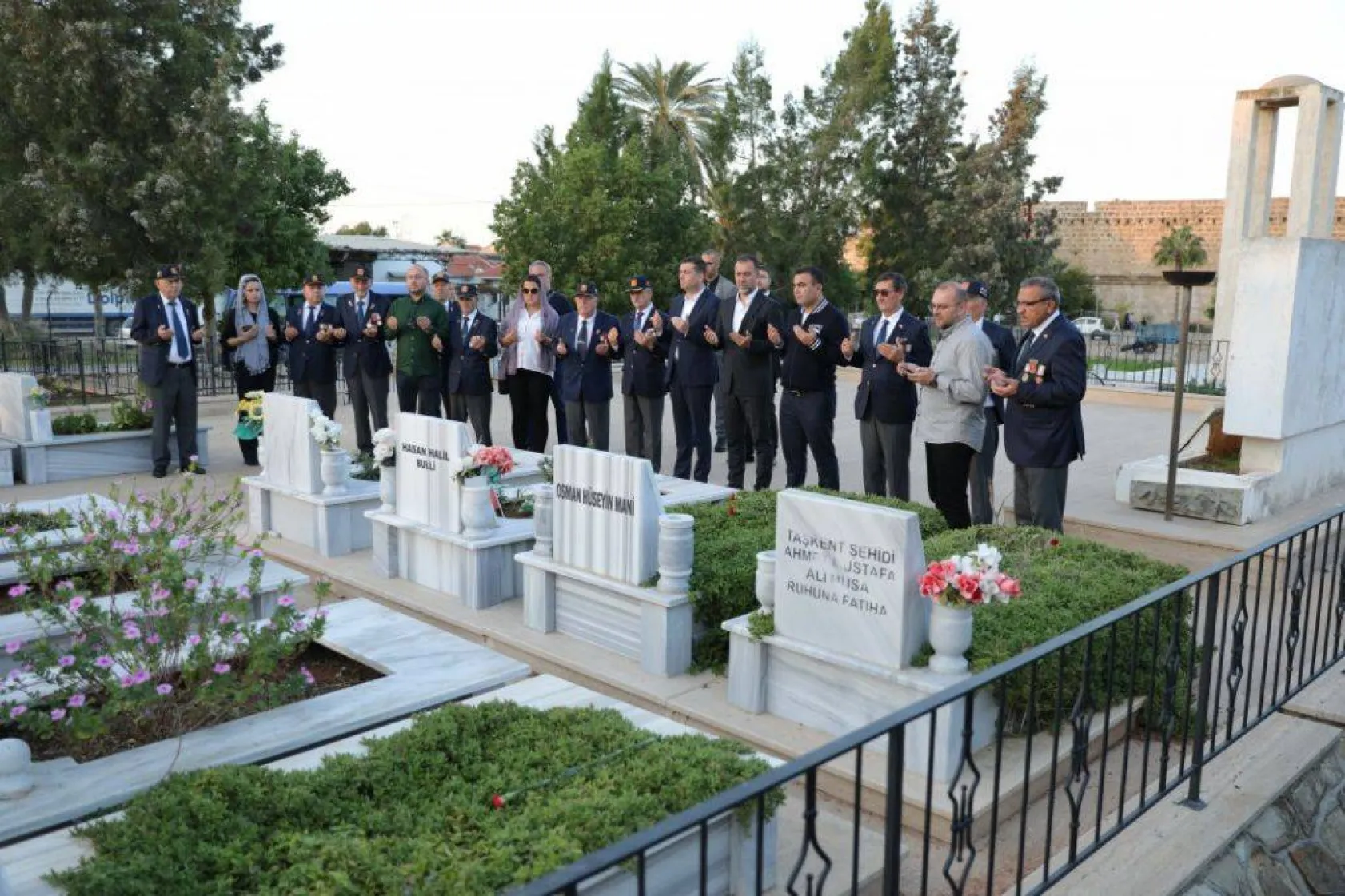 Silivri heyeti KKTC'ye çıkarma yaptı