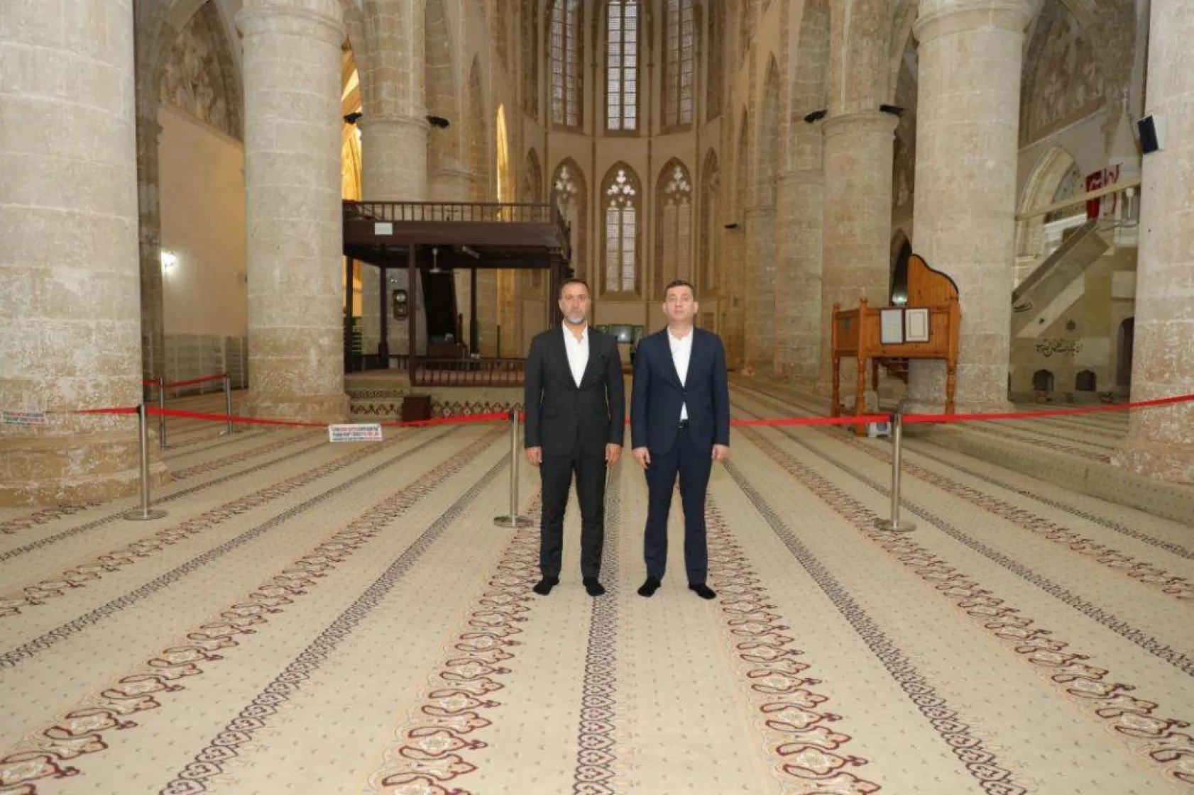 Silivri heyeti KKTC'ye çıkarma yaptı