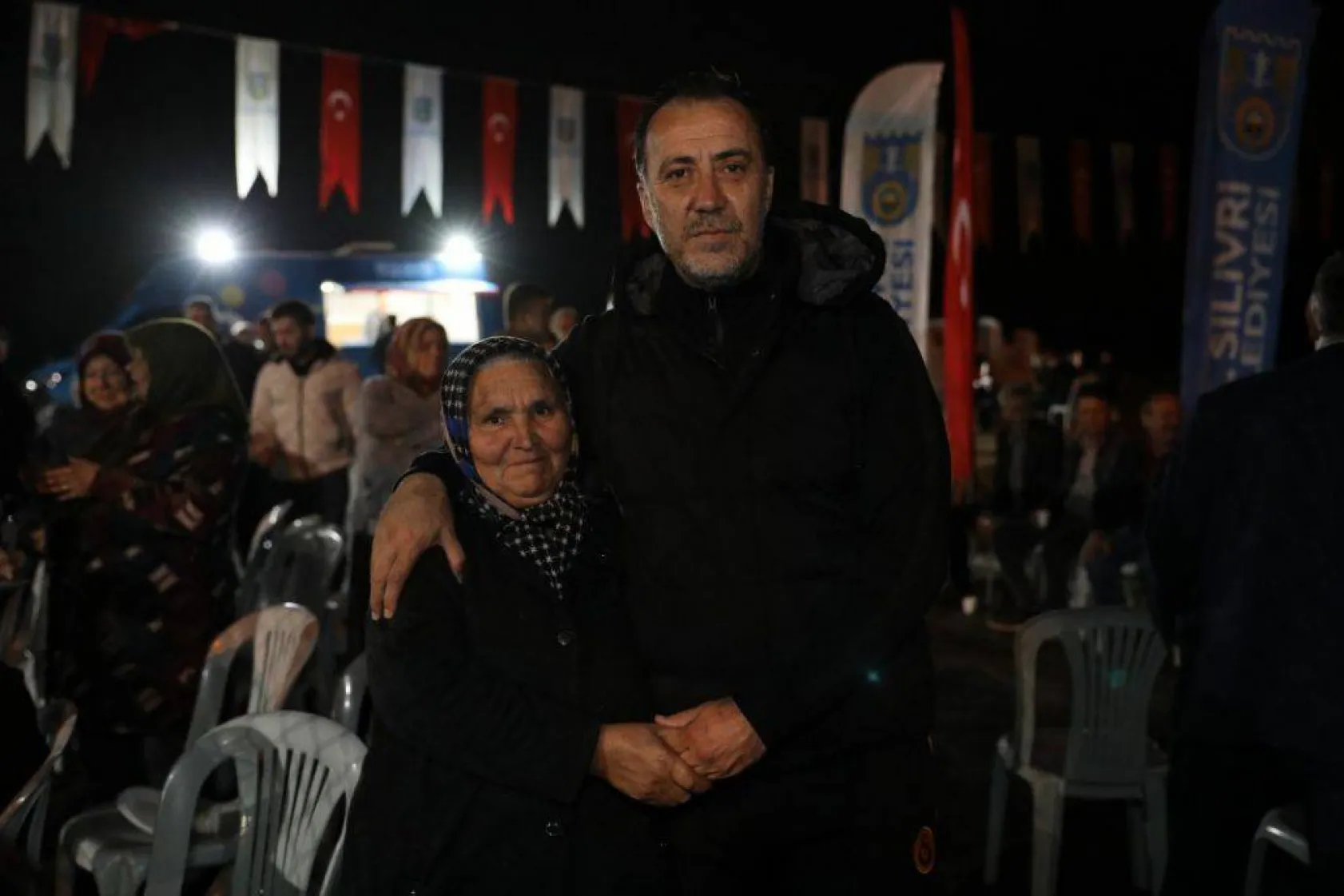 Kurfallı futbol sahası gösteri maçıyla açıldı