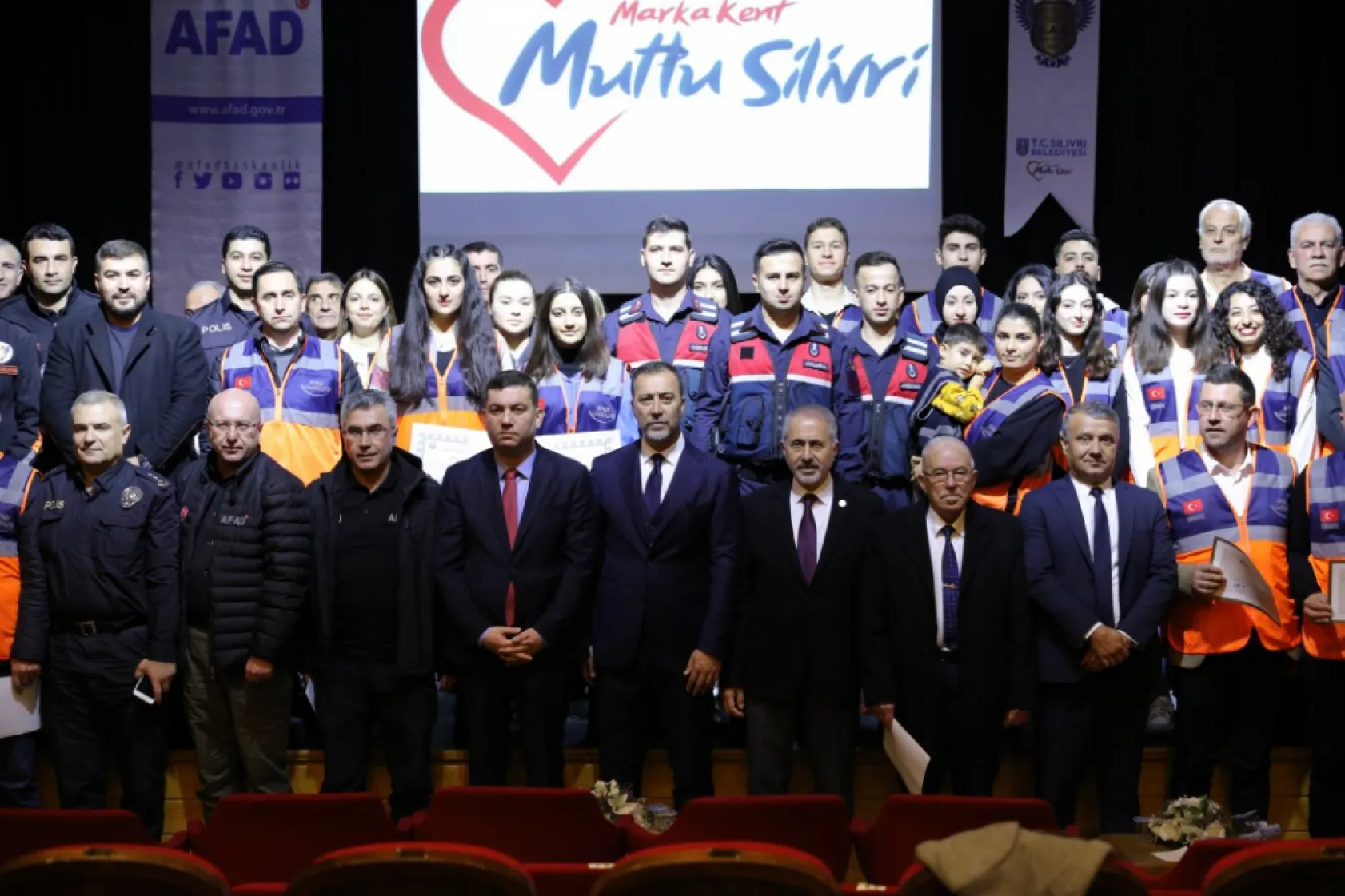 Başkan Yılmaz: 'Afetle mücadele konusunda kararlı bir çalışma yürütüyoruz'