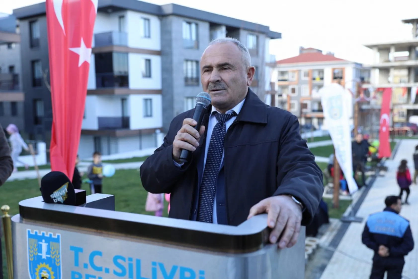 Kaptan Üstündağ park ve spor alanı hizmete açıldı