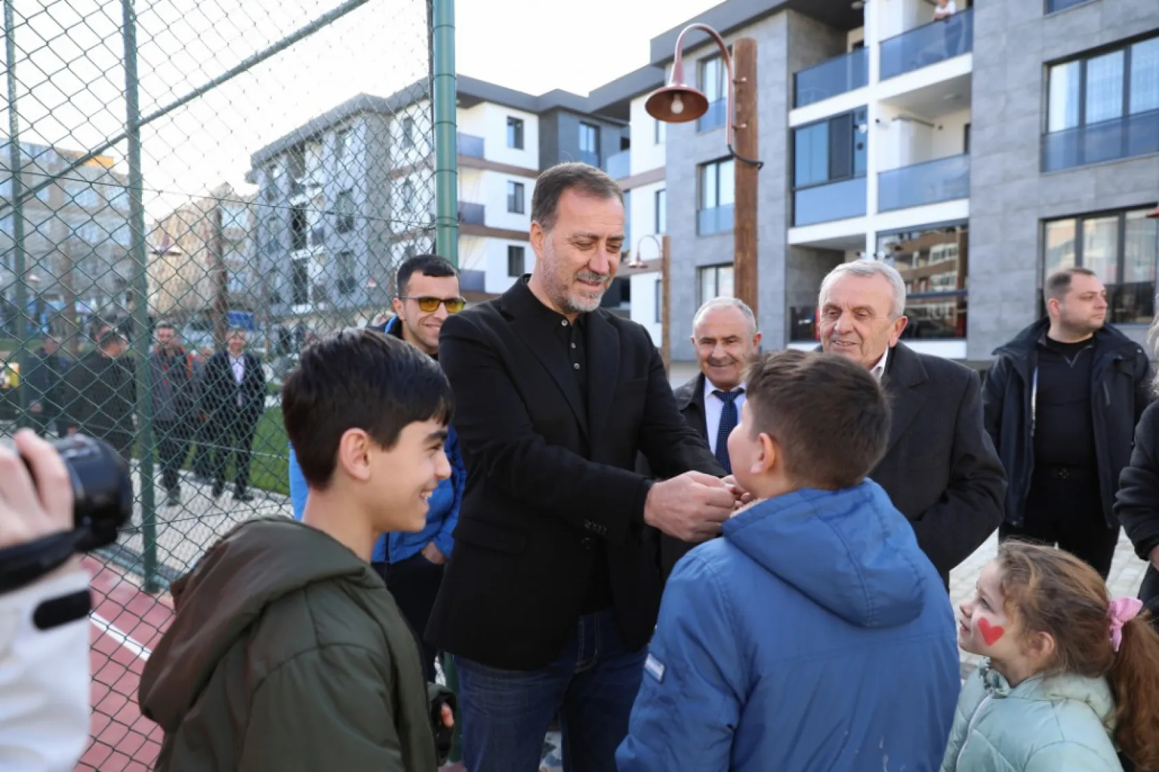 Kaptan Üstündağ park ve spor alanı hizmete açıldı