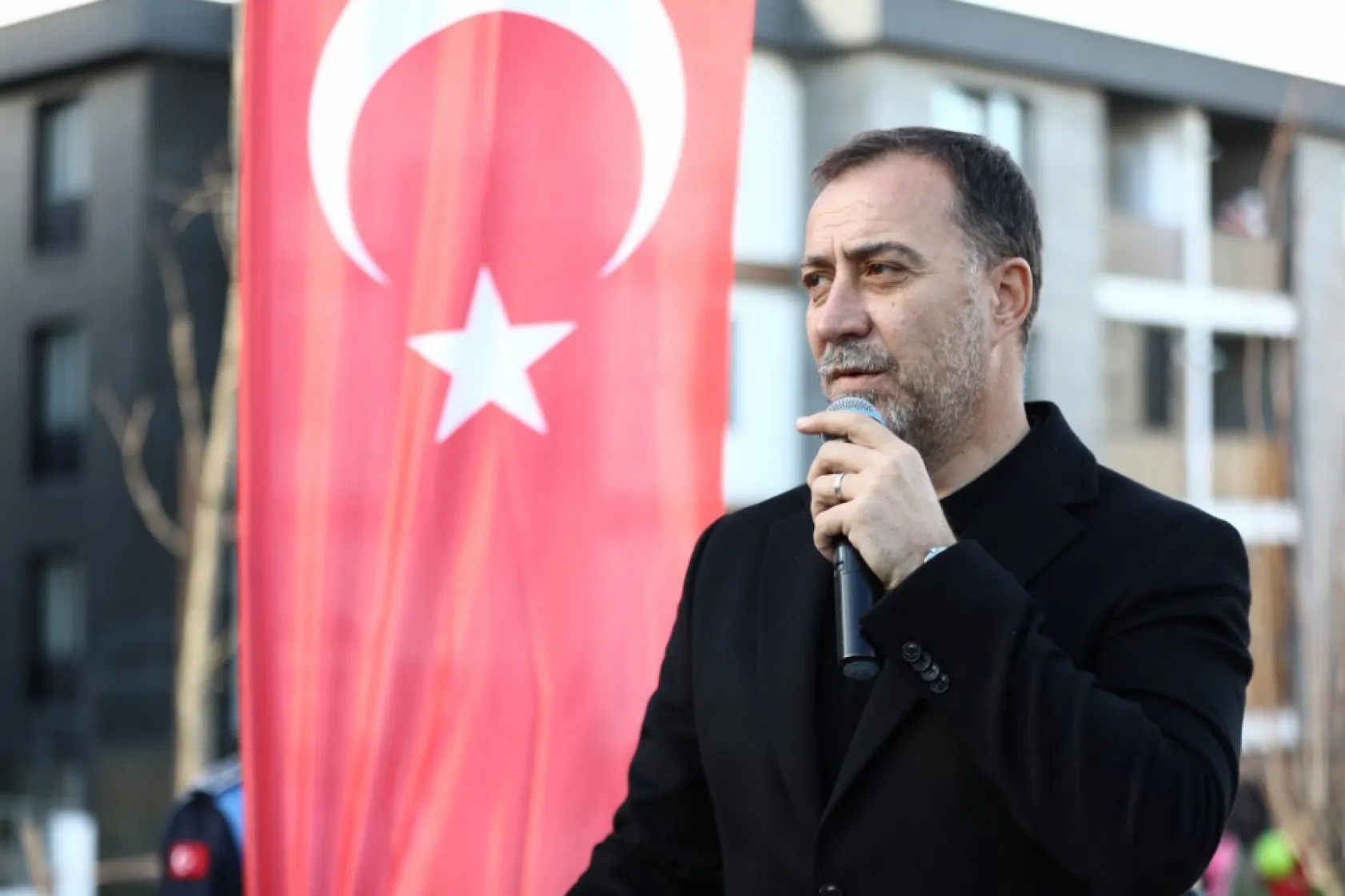 Kaptan Üstündağ park ve spor alanı hizmete açıldı