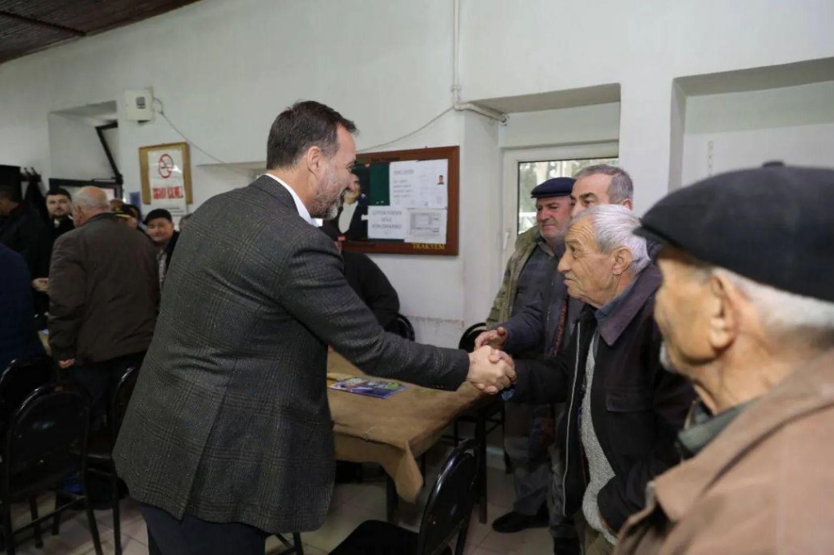 Silivrili çiftçiler milli Ayçiçek tohumu sevinci yaşıyor