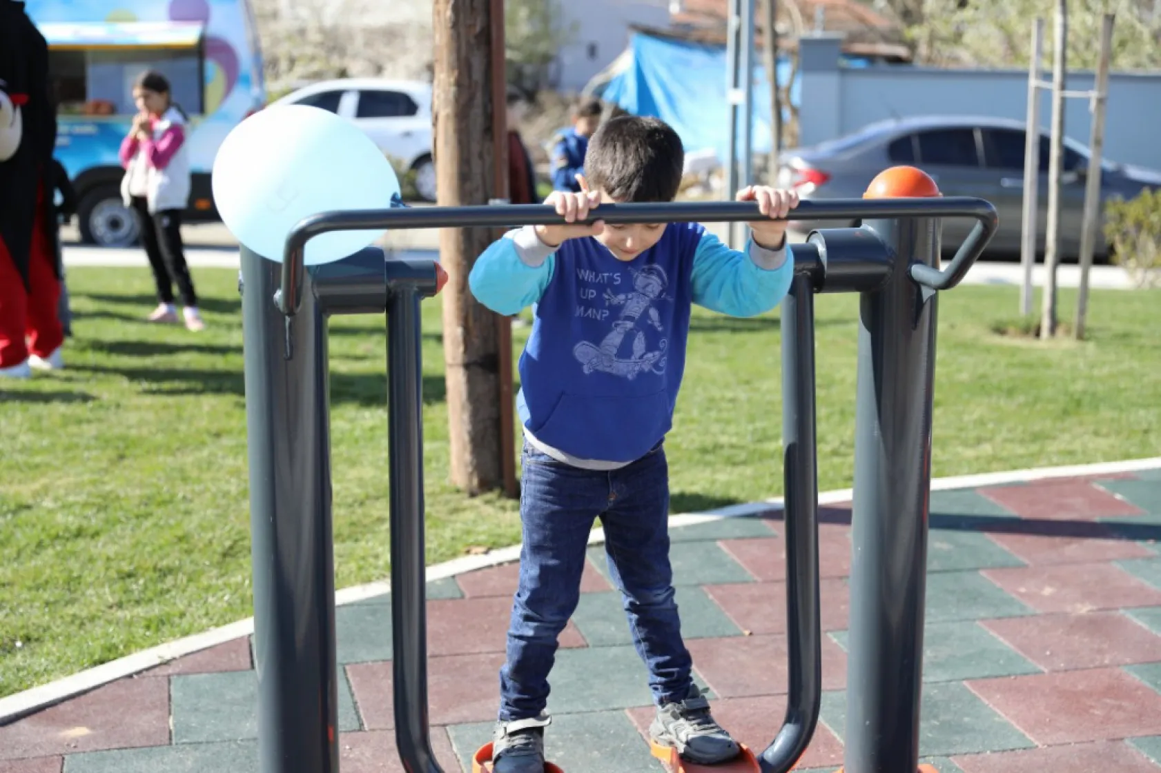 Başkan Yılmaz Akören'e verdiği bir sözü daha tuttu