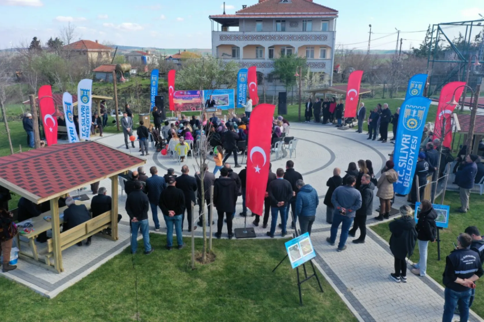 Başkan Yılmaz Akören'e verdiği bir sözü daha tuttu