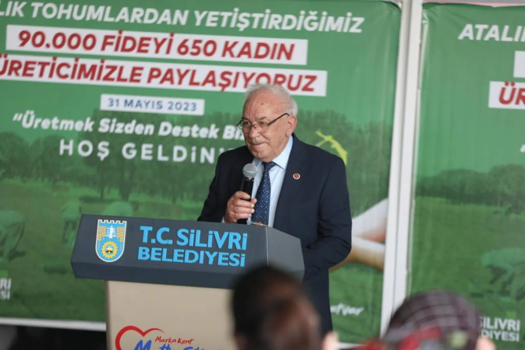 Silivri Belediyesi 650 kadına 90.000 fide dağıttı