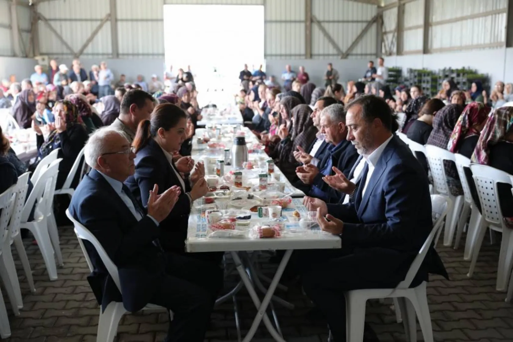 Silivri Belediyesi 650 kadına 90.000 fide dağıttı