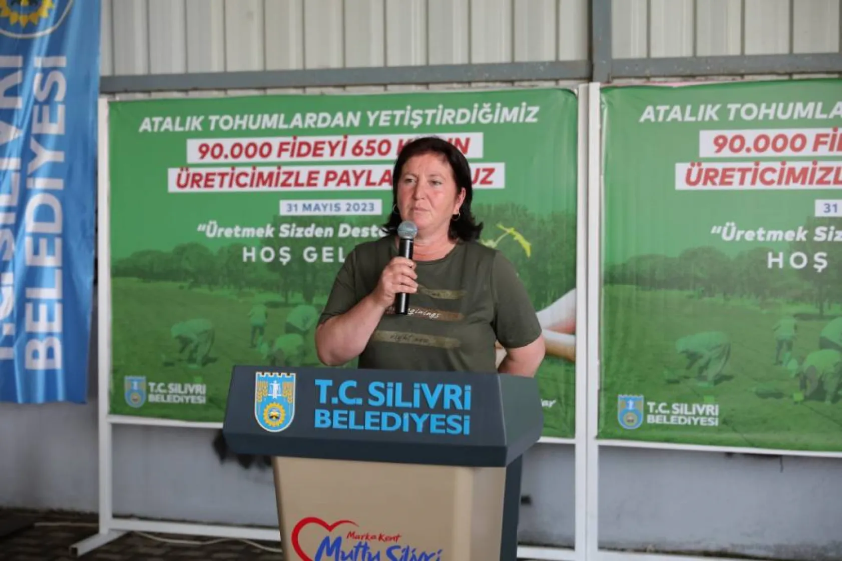 Silivri Belediyesi 650 kadına 90.000 fide dağıttı