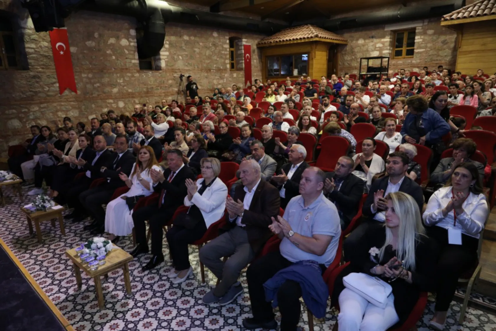 Silivri'de 'Kavuran yaz 89' belgeselinin gösterimi yapıldı