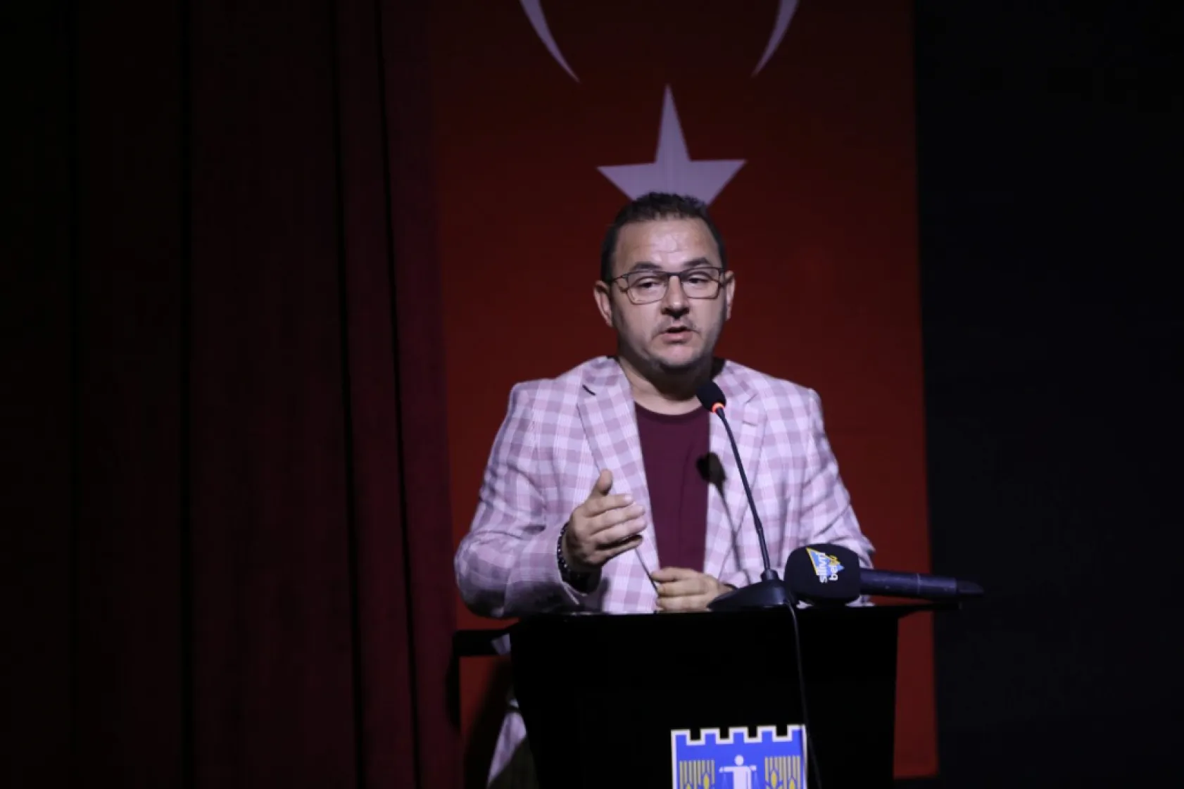 Silivri'de 'Kavuran yaz 89' belgeselinin gösterimi yapıldı