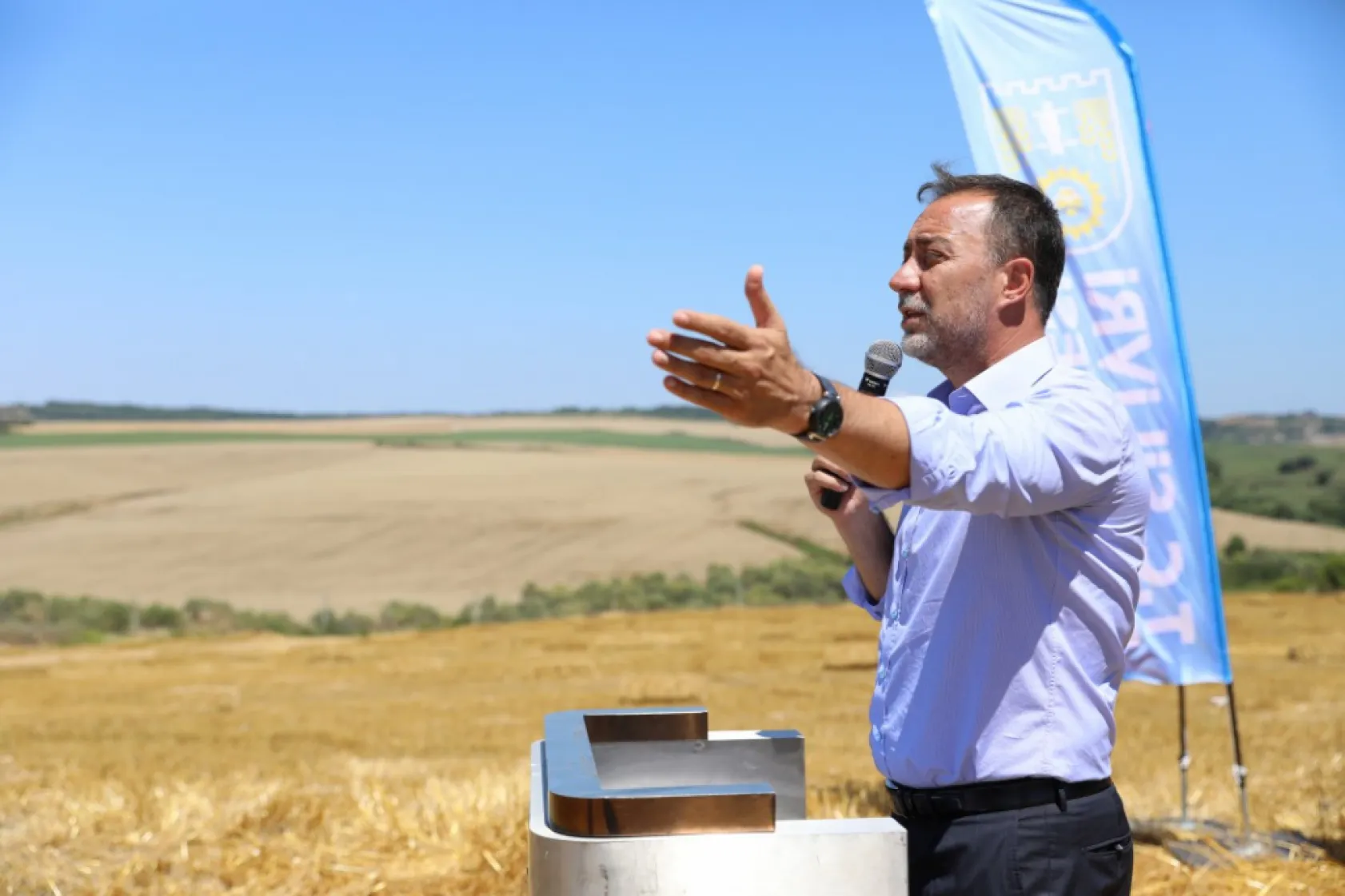 Silivri Belediyesinden üreticilere 2,5 milyon TL'lik saman desteği