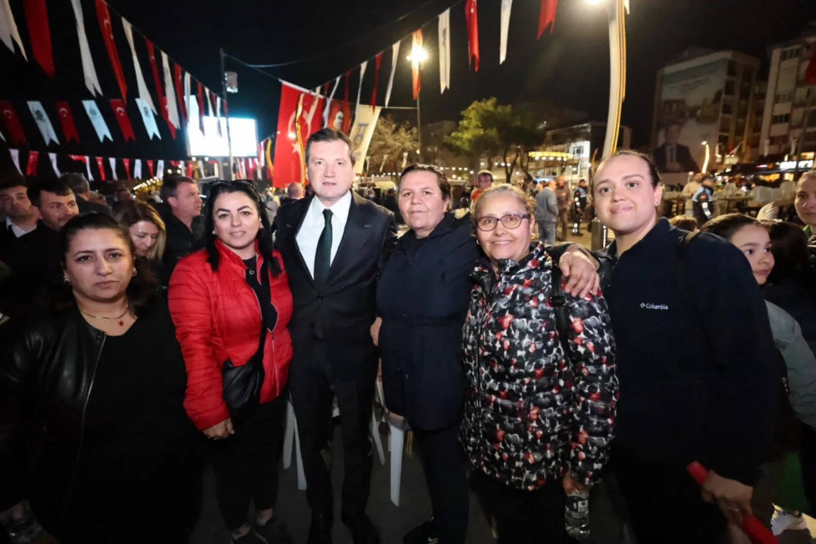 Silivri Sahilinde Büyük İftar Programı Gerçekleşti