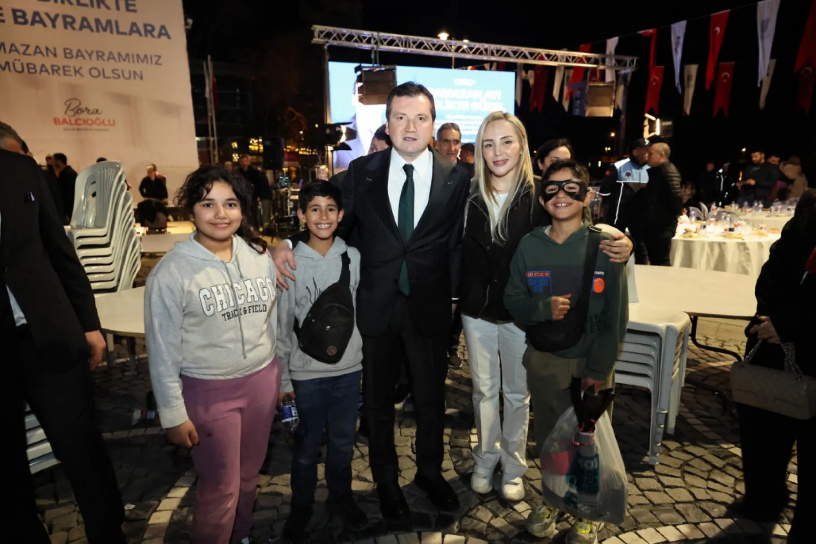 Silivri Sahilinde Büyük İftar Programı Gerçekleşti