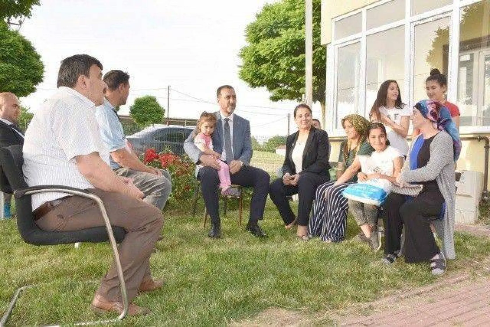 Başkan Yılmaz'dan 20 Bin Çocuğa Bayram Kıyafeti