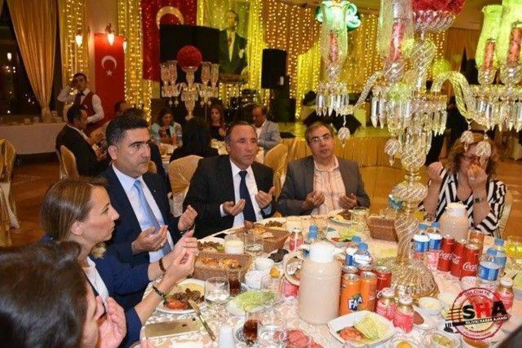 Işıklar, ilçe protokolüne iftar verdi