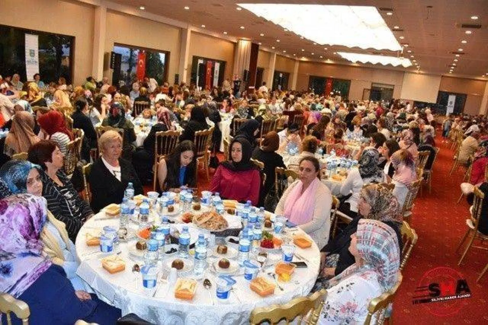 Silivrili kadınlar Edirne'ye sevgi götürdü FOTO GALERİ