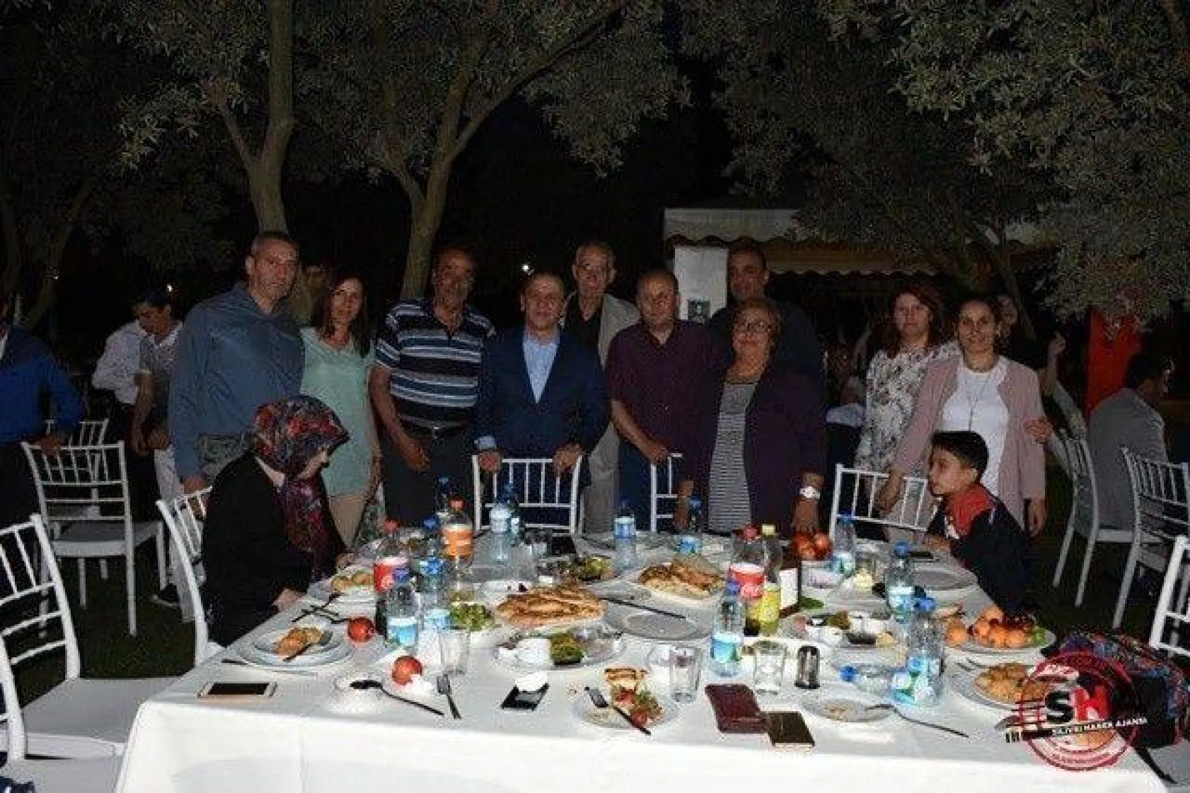 Işıklar, yöre dernekleri ve basın mensupları ile iftarda buluştu