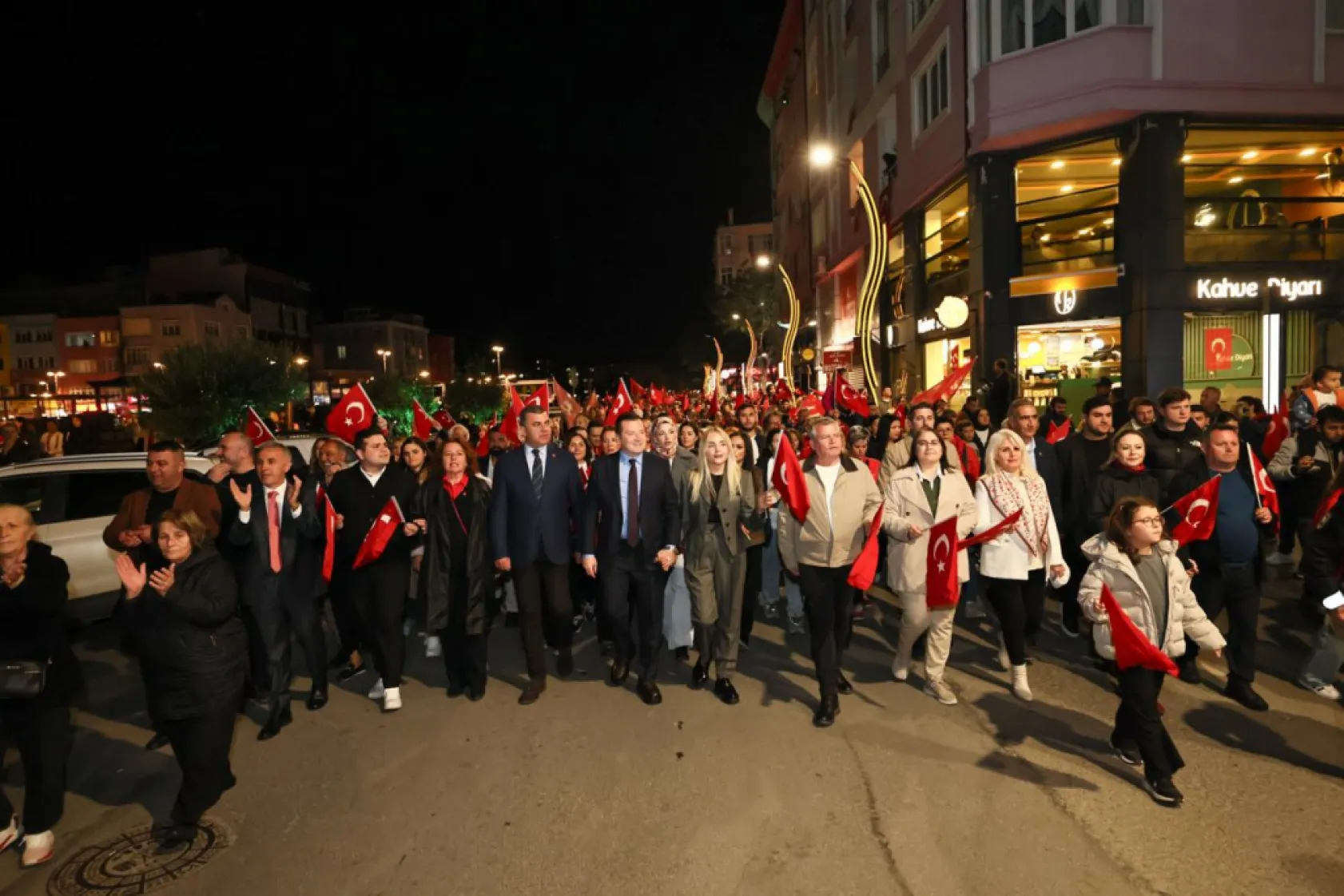 29 Ekim'de Silivri'de tarihinin en kalabalık kutlaması yapıldı