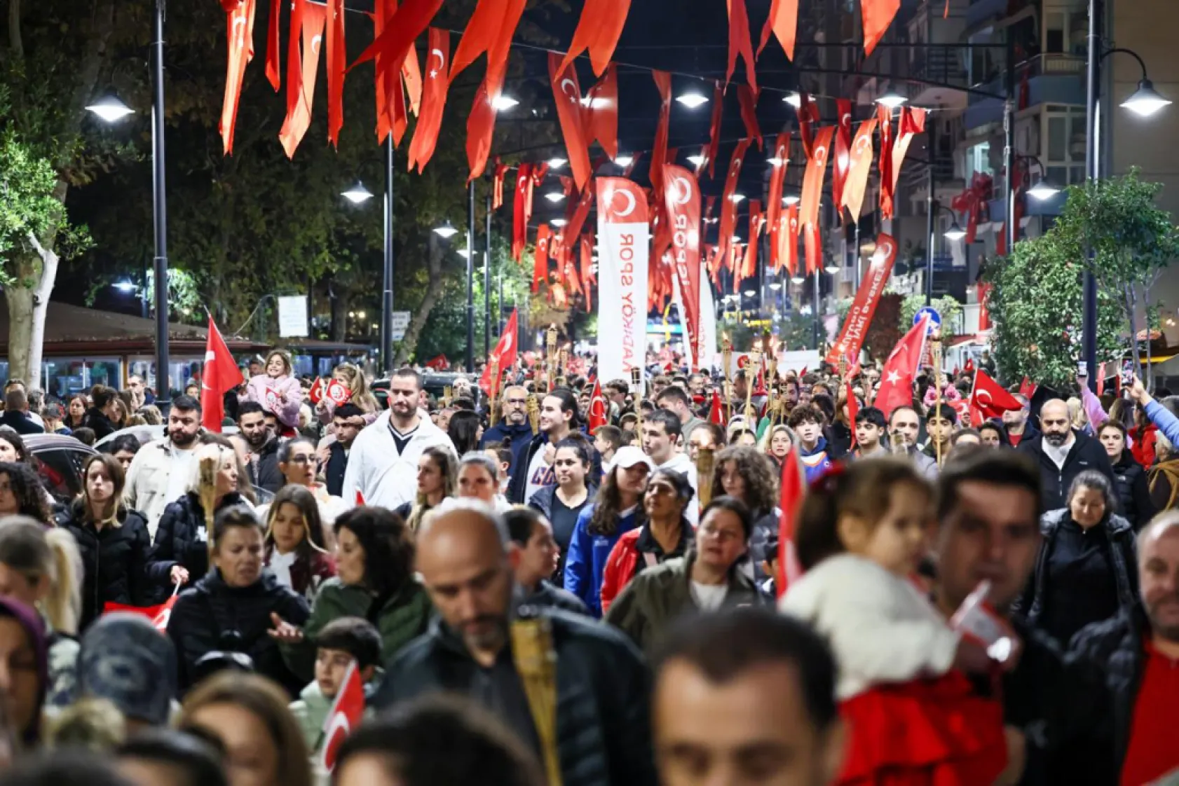29 Ekim'de Silivri'de tarihinin en kalabalık kutlaması yapıldı