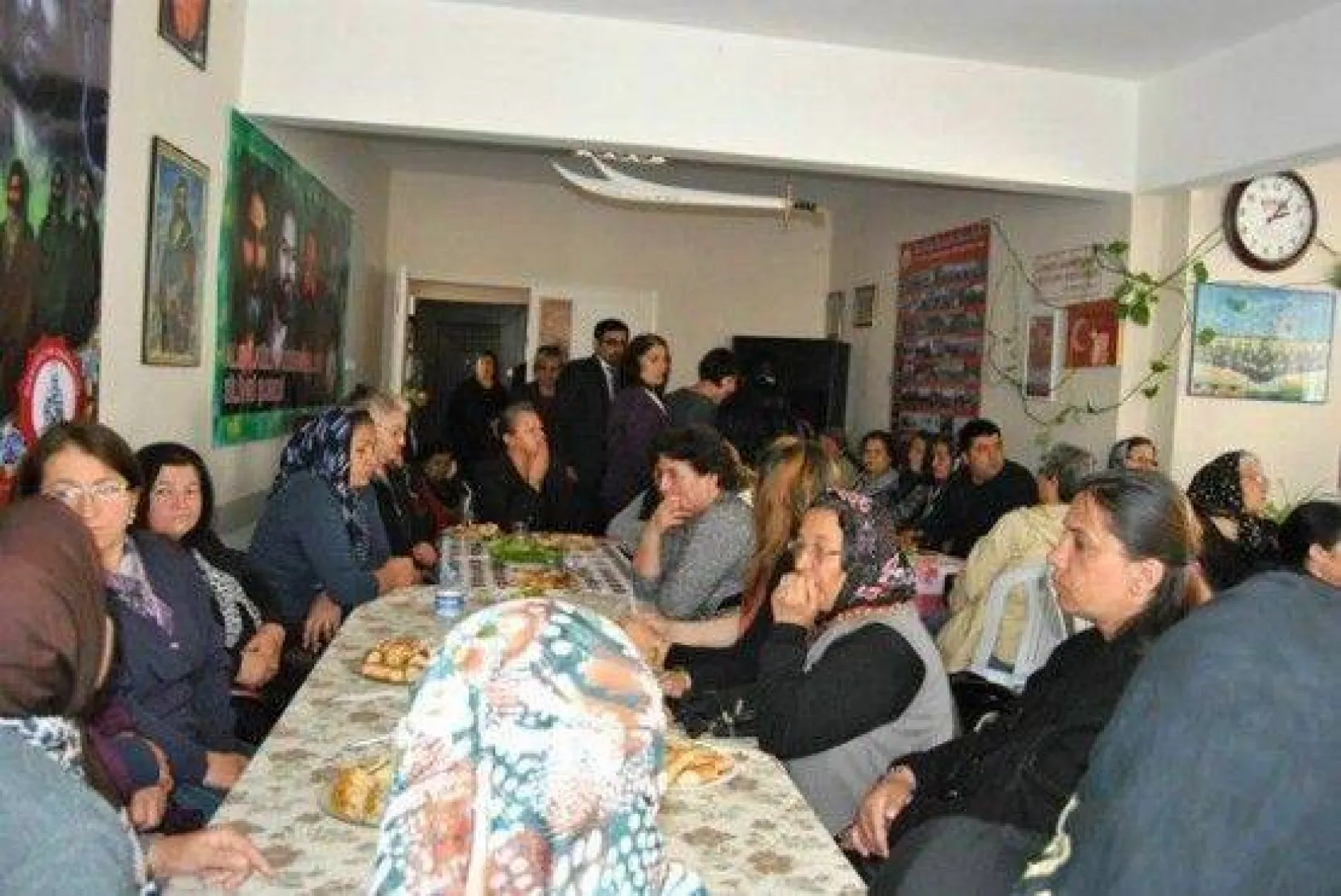 Alevi Kültür derneğinde lokma günü