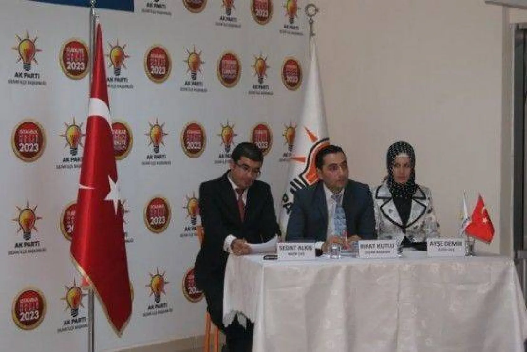 Ak Parti'de coşkulu Danışma Kurulu