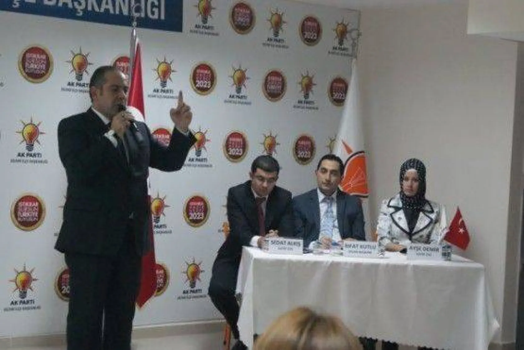 Ak Parti'de coşkulu Danışma Kurulu