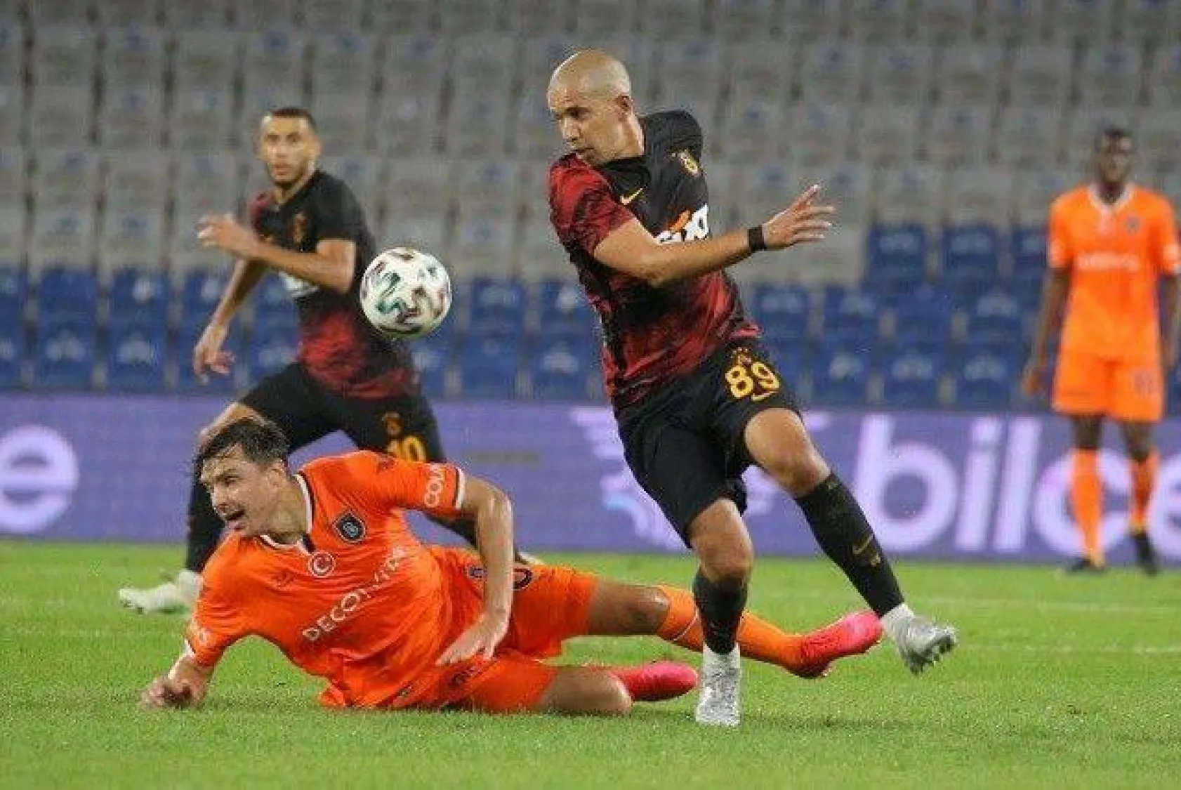 Galatasaray 5 maç sonra Başakşehir'de kazandı