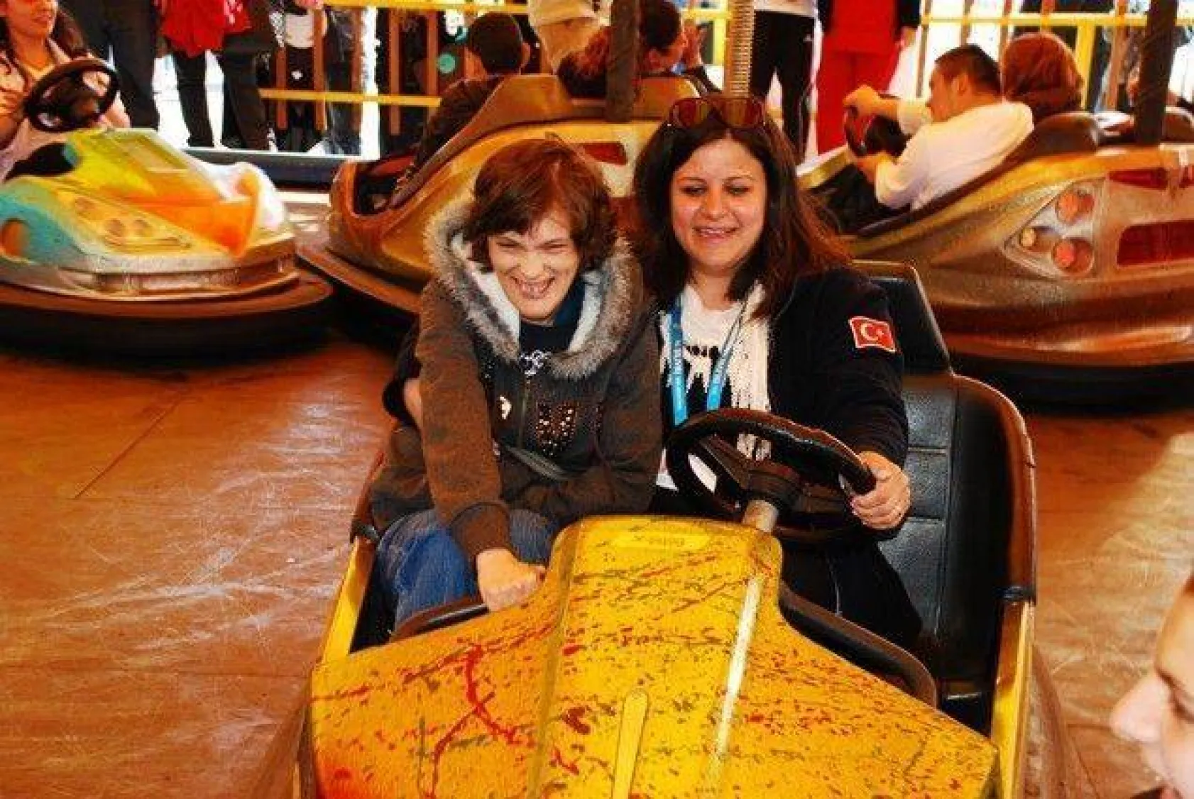 Özel Çocukların Lunapark Keyfi