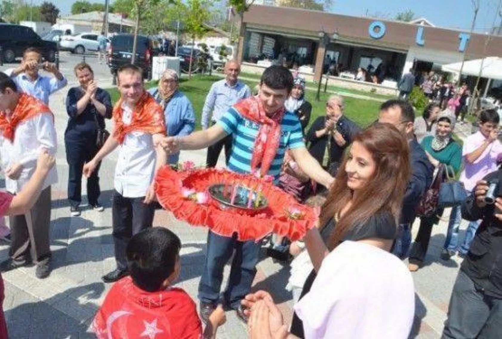 Engelli Askerlere Kına Eğlencesi