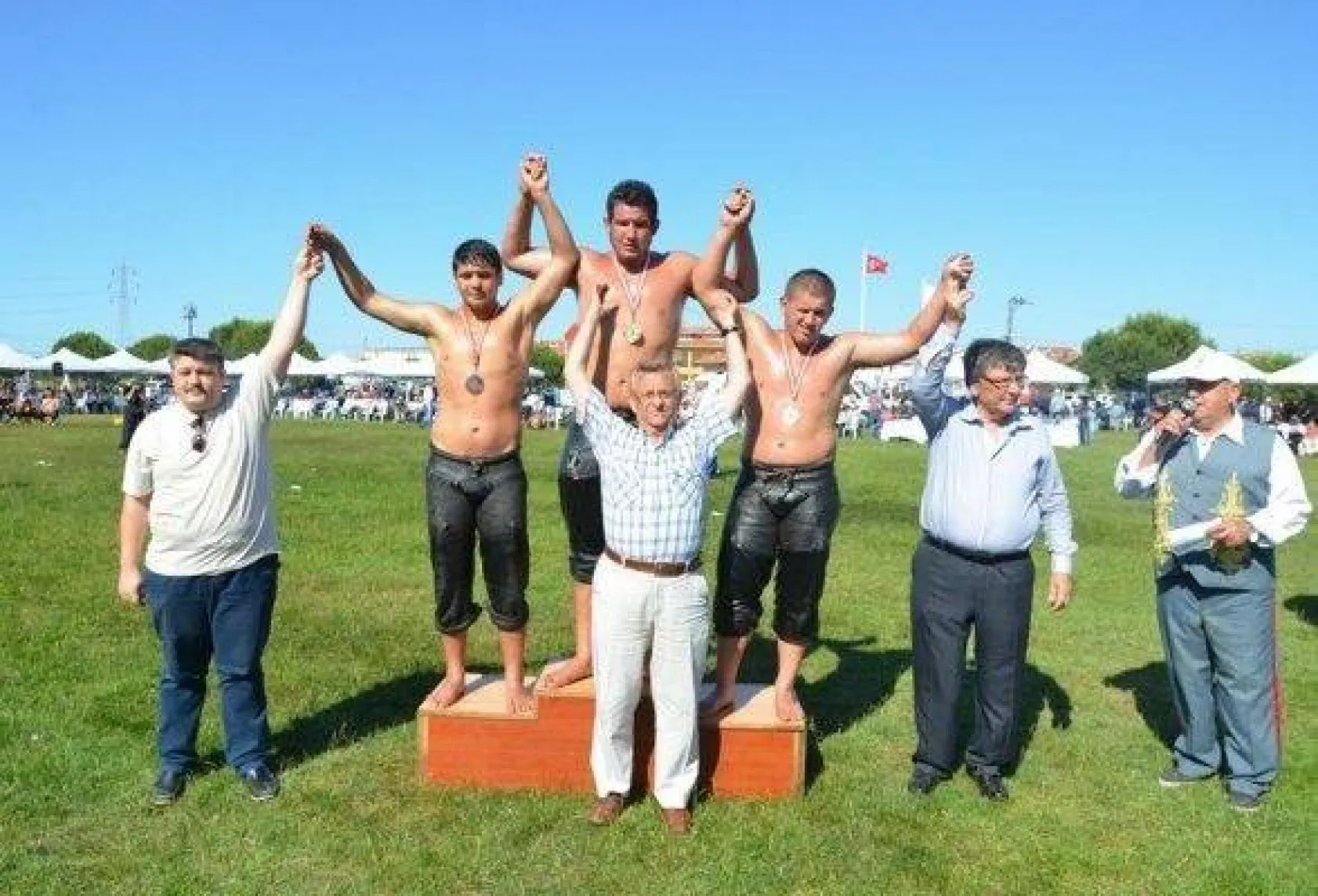 400 Güreşçi Silivri Er Meydanında Yarıştı