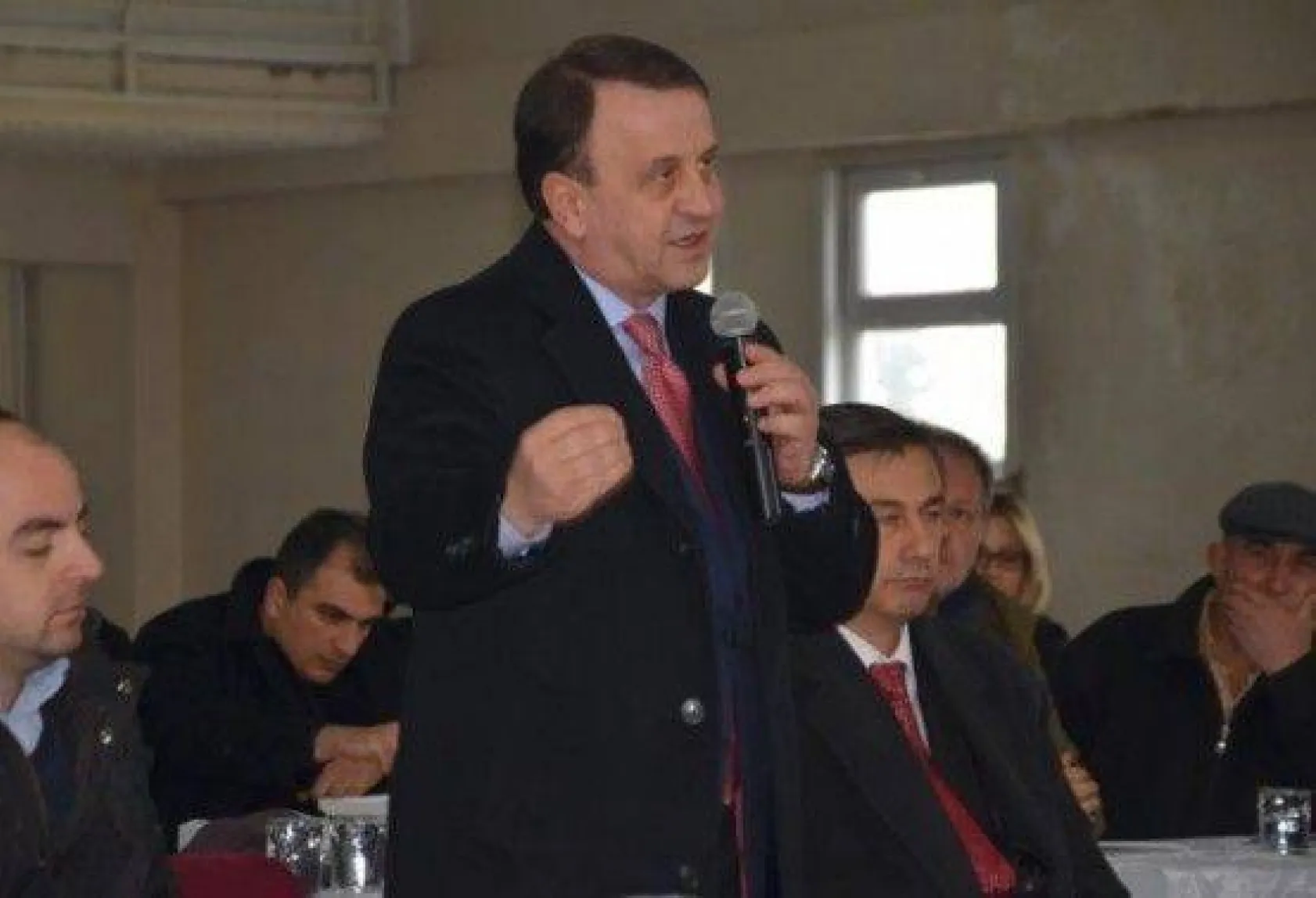 Işıklar 'Köylü mağdur edilecek'