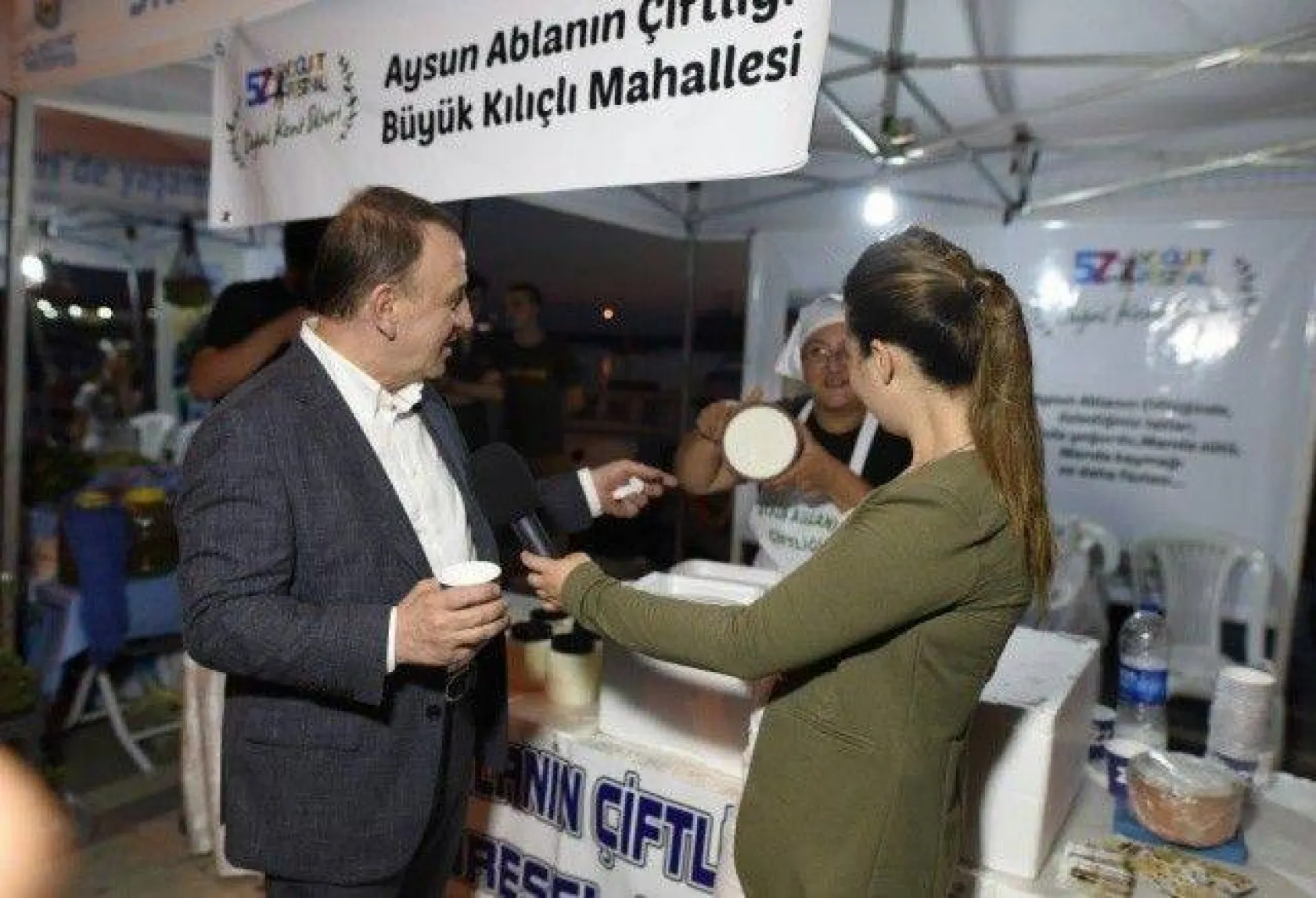 Sergi alanları festivale renk kattı