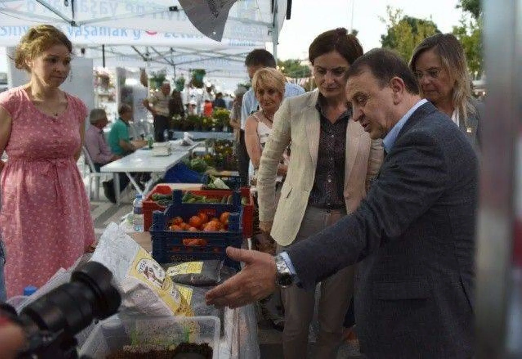 Sergi alanları festivale renk kattı