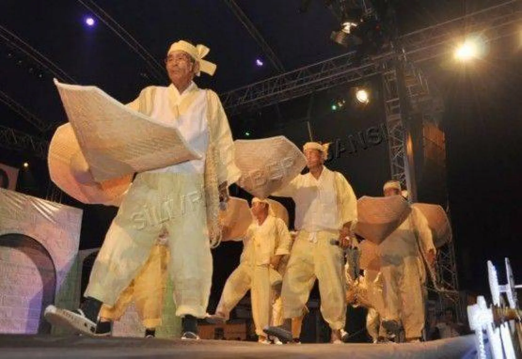 Ziynet Sali'den Müzik Ziyafeti