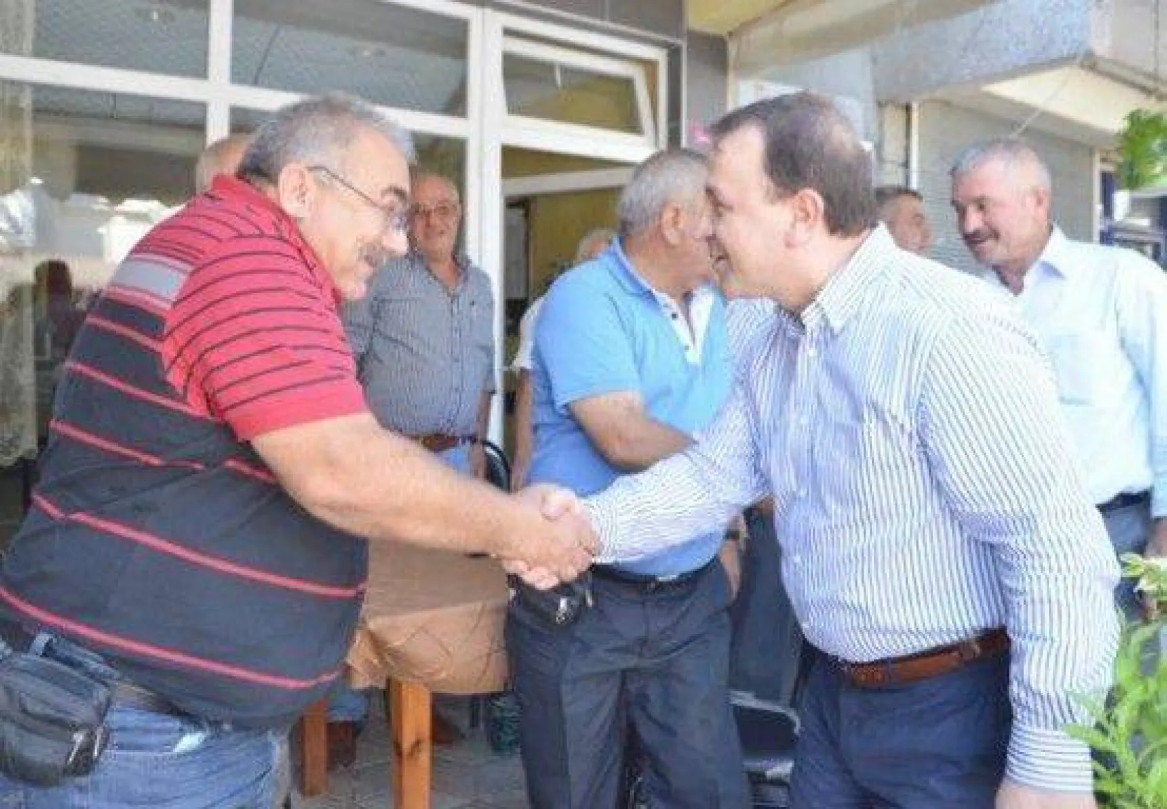 Işıklar Mahallelerde Hemşerileriyle Bayramlaştı