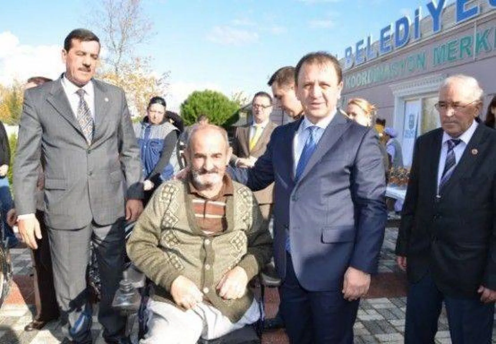 Engelliler Gününde Anlamlı Hediye