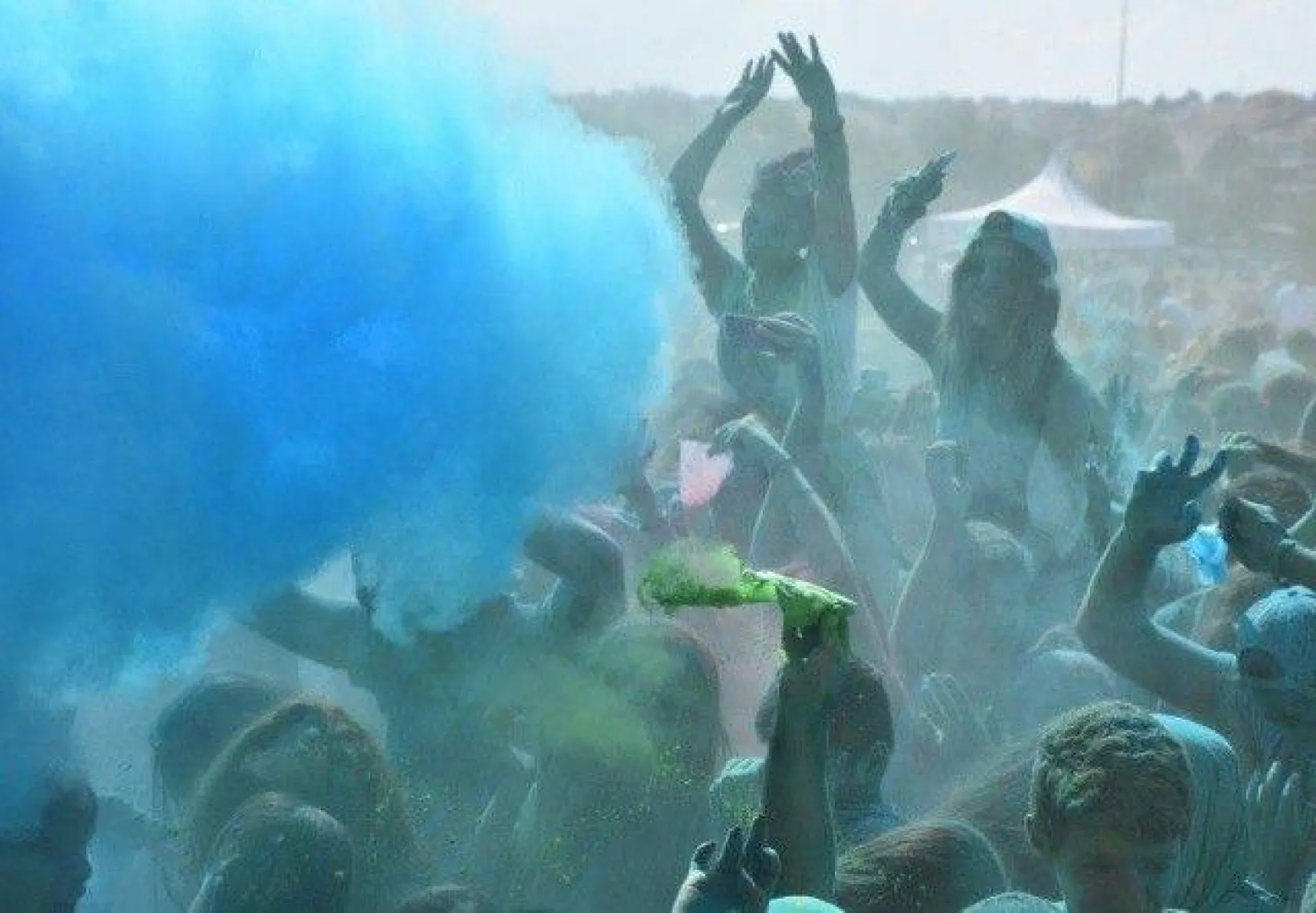 Binlerce Genç Color Fest İle 'Yoğurda Renk Kattı