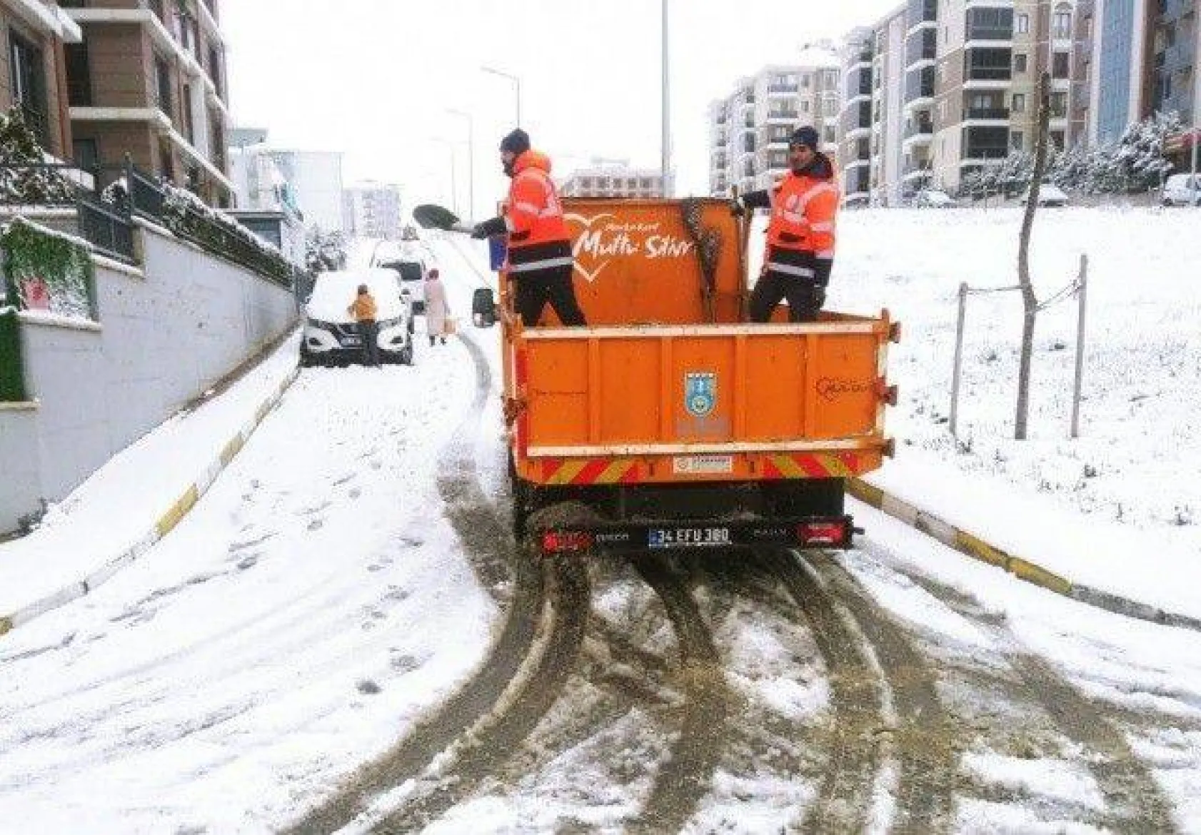 Başkan Yılmaz: 'Tüm Ekiplerimiz Sahada'
