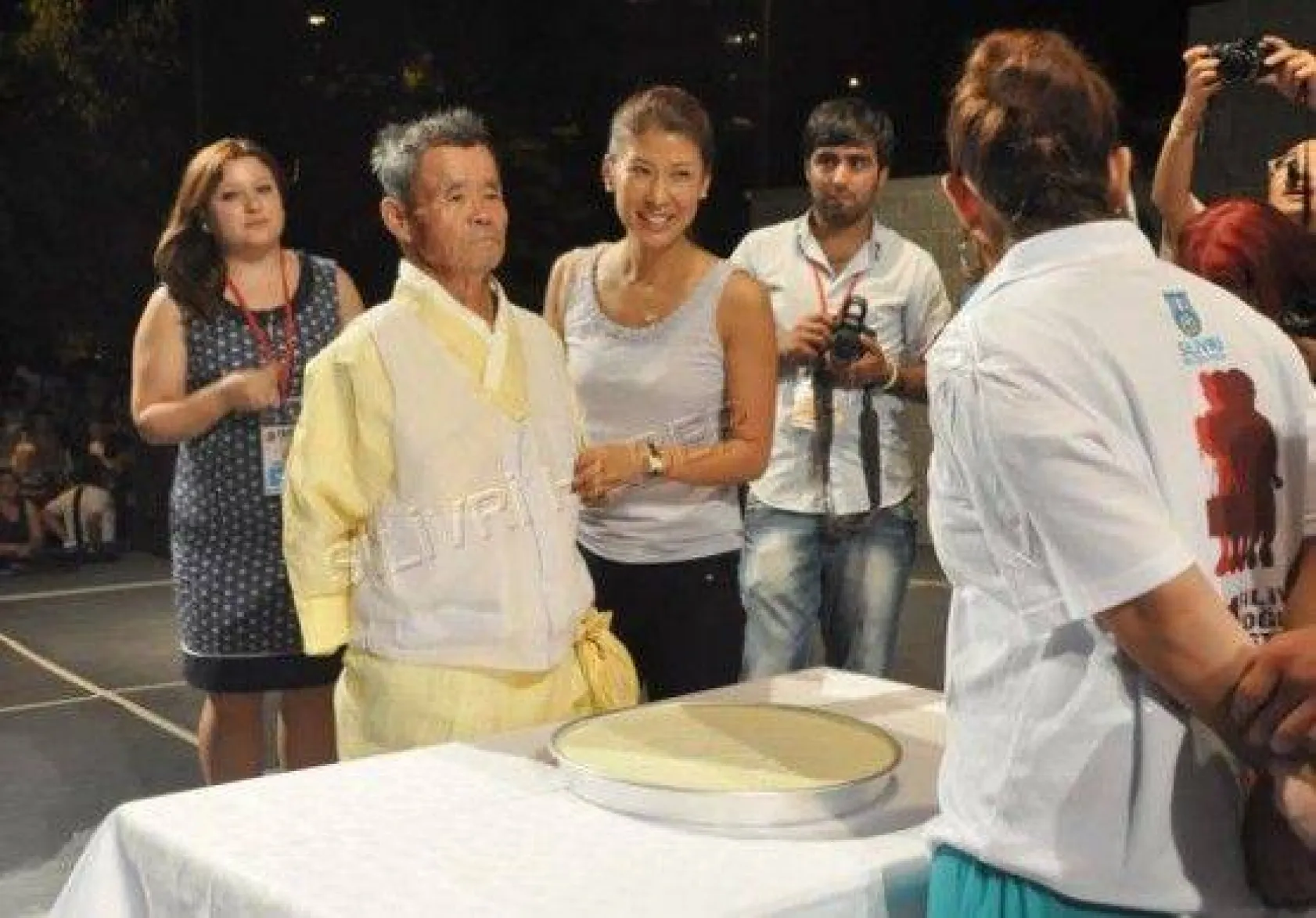 Koreliler Yoğurtta Altın Aradı