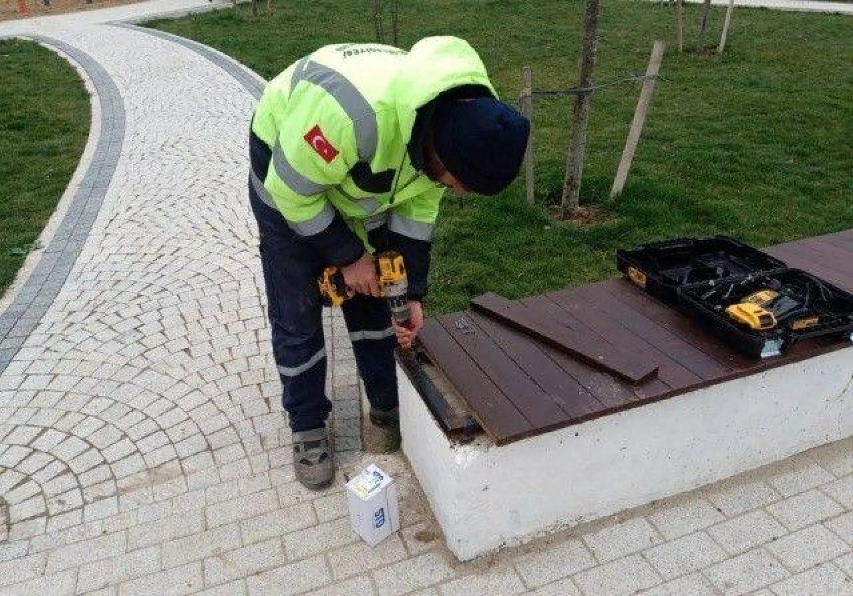 Belediye Ekiplerinden Hafta Sonu Mesaisi