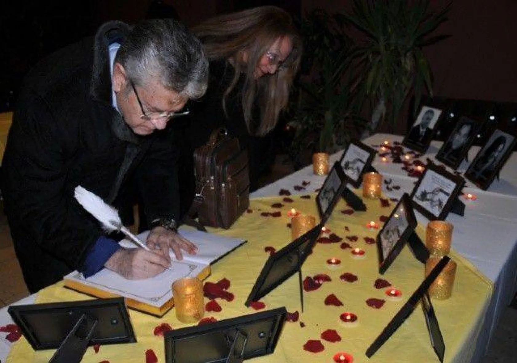 Gazeteciler 'ÖZEL' bir gecede bir araya geldi