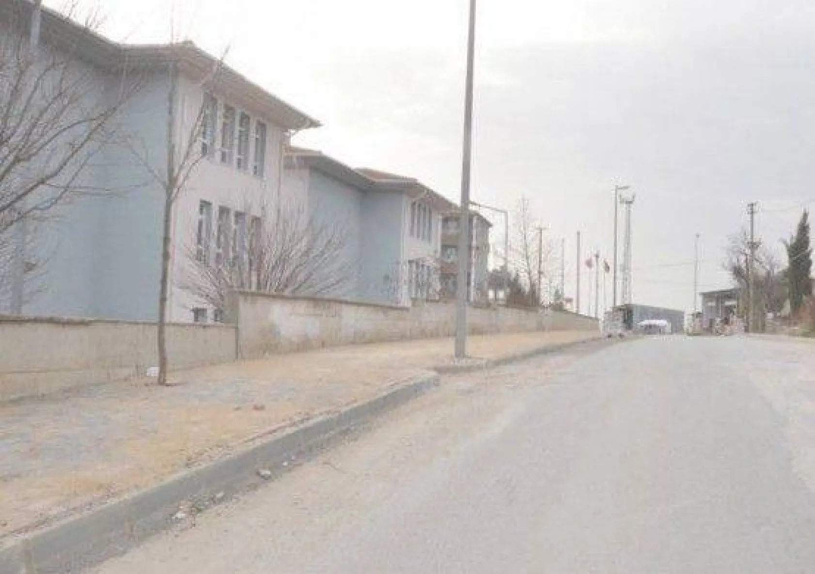 Çağdaşkent Yoluna Kaldırım Düzenlemesi