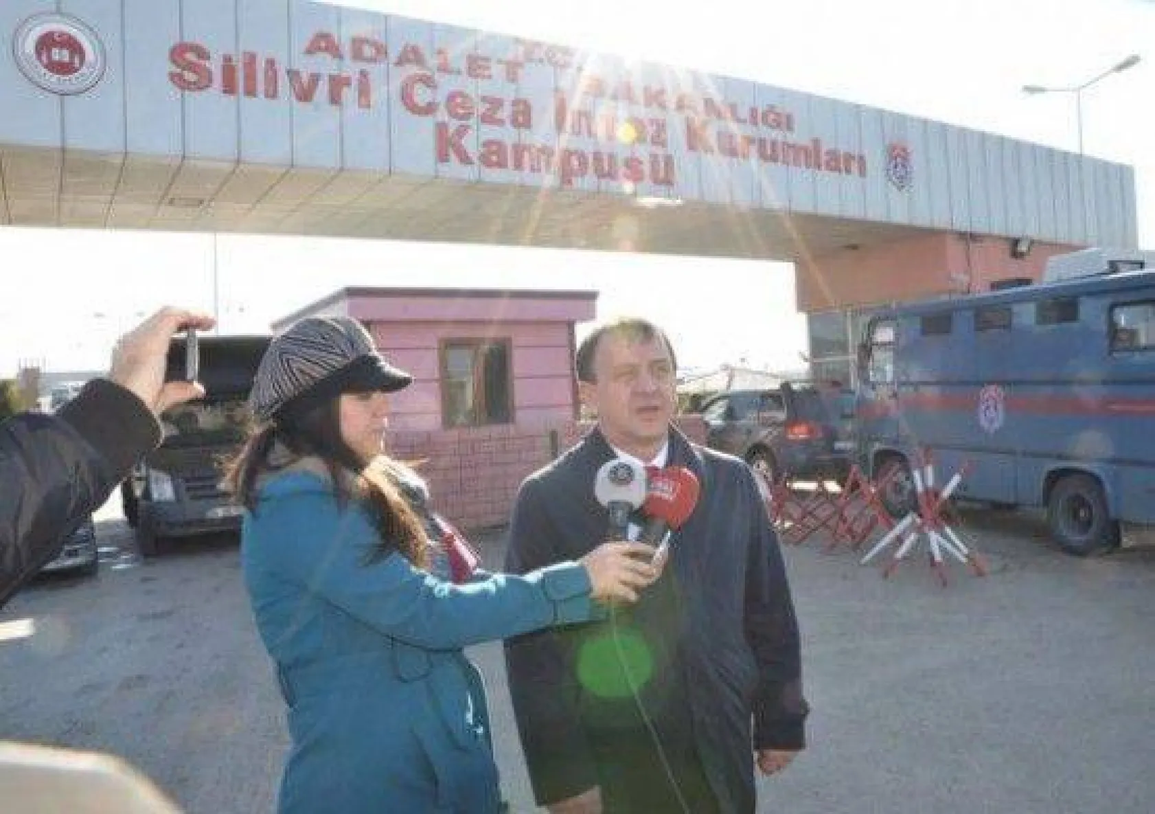 Işıklar Tutuklu Gazetecileri Yalnız Bırakmadı