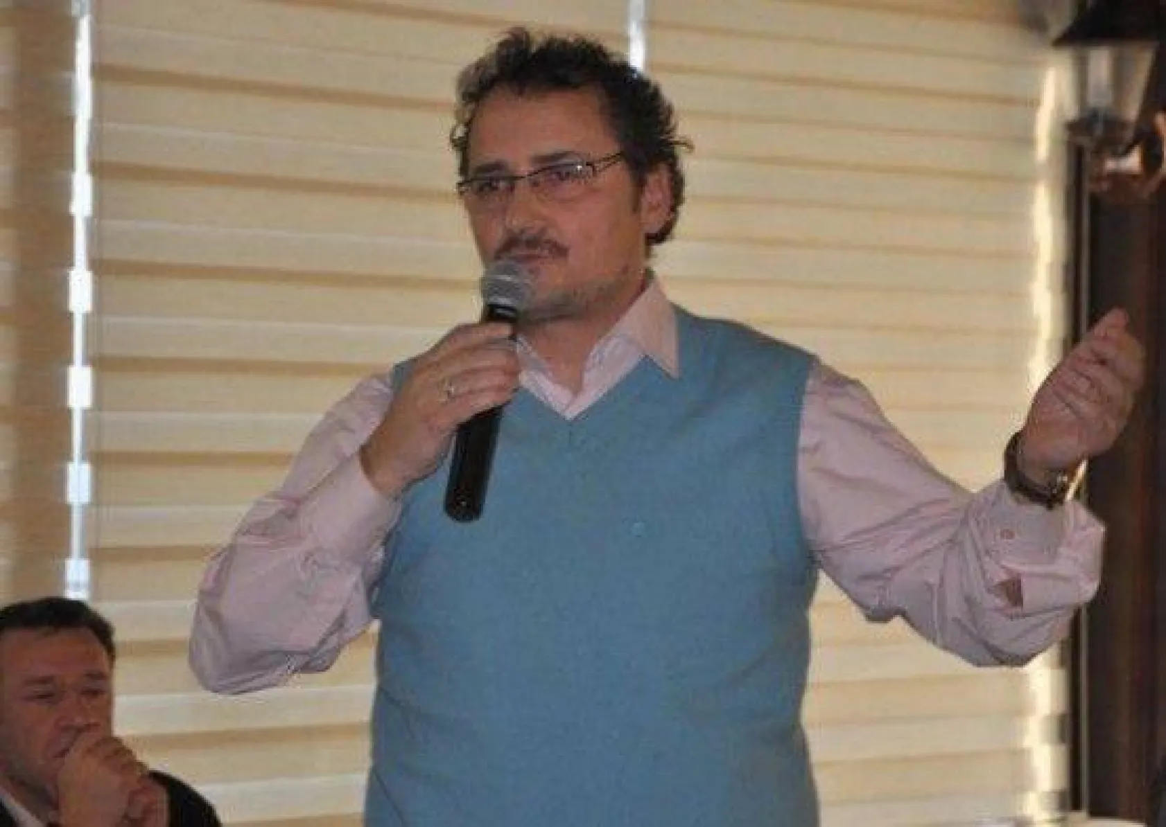 Erkek Kuaförleri Işıklar İle Biraraya Geldi