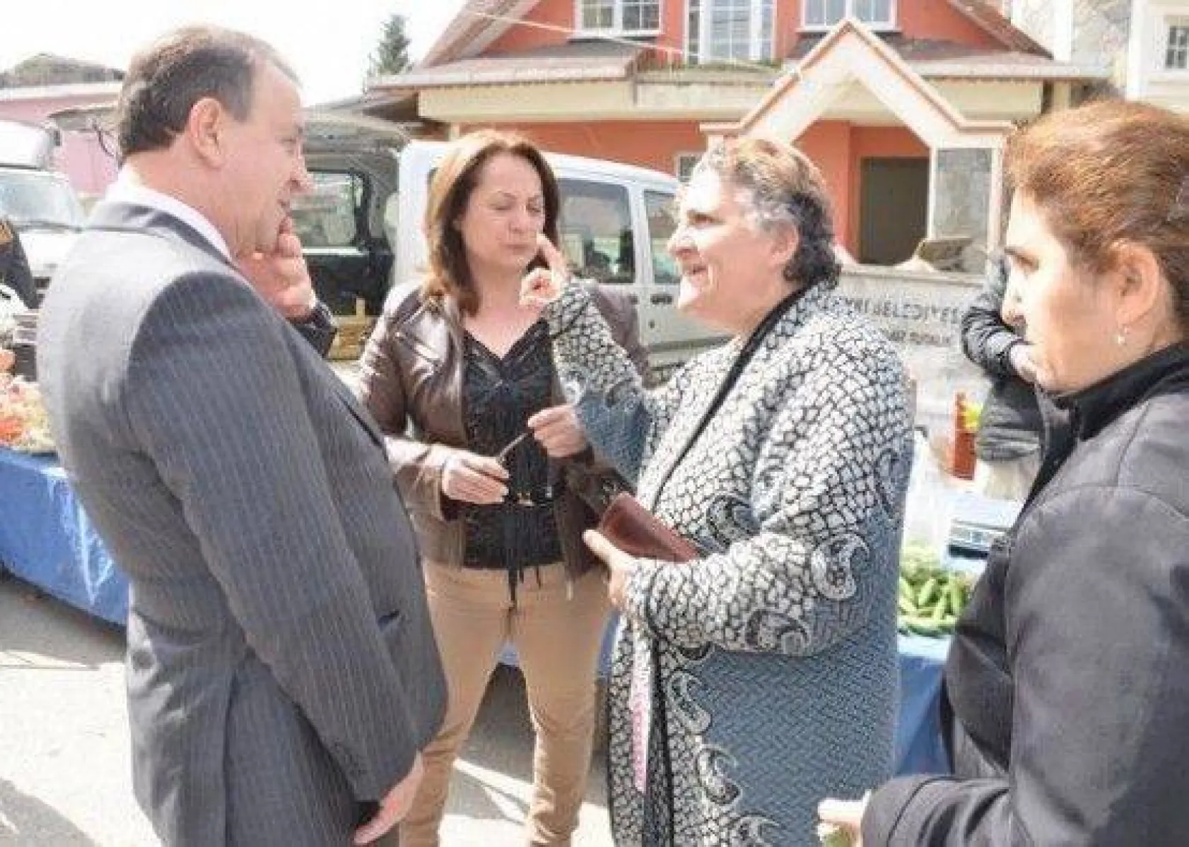 Işıklar Ortaköy Pazarını Ziyaret Etti