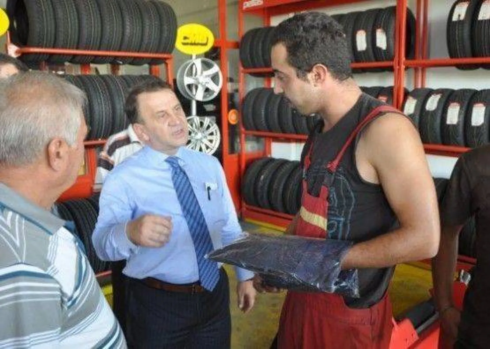 Işıklar Esnaf Ziyaretlerine Devam Ediyor