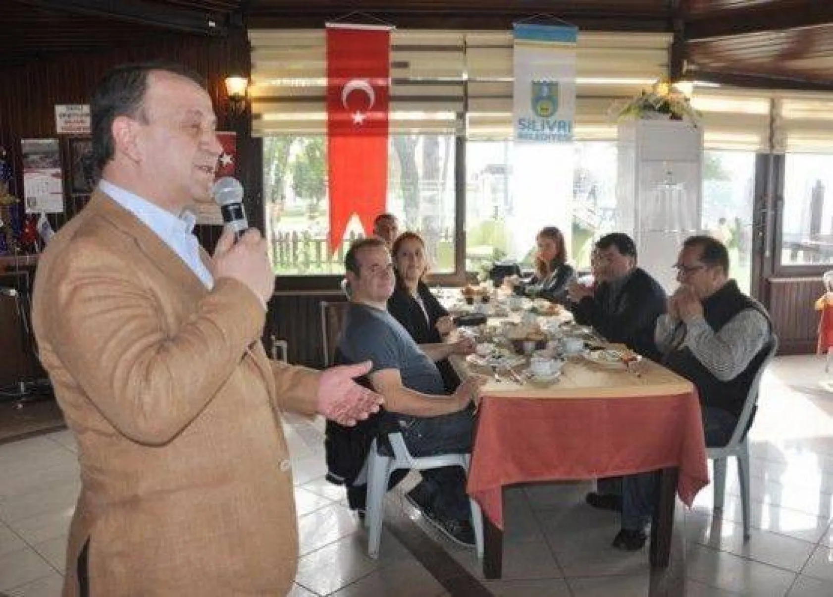 Işıklar Avukatlarla Biraraya Geldi